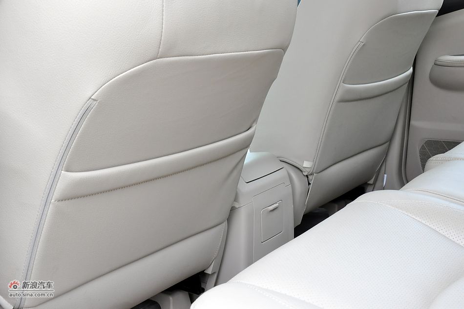 2011款比亚迪S6高清到店实拍