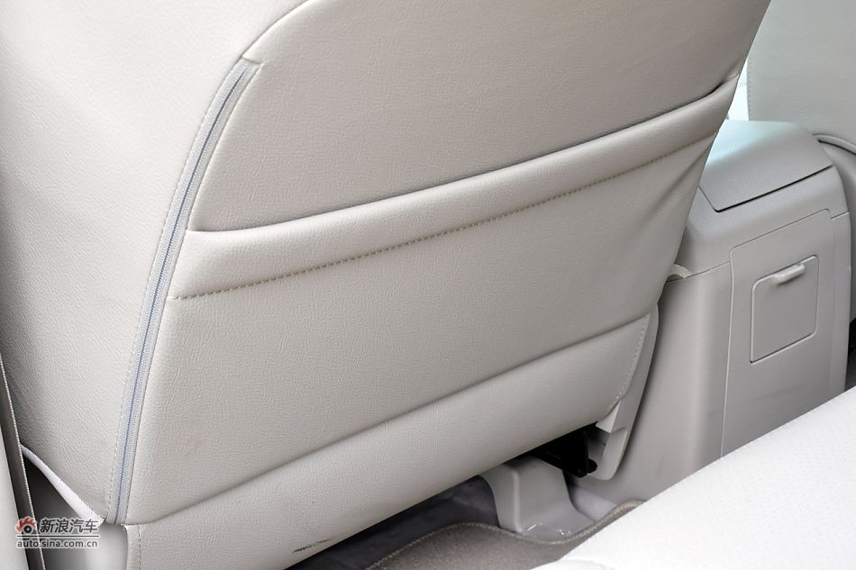 2011款比亚迪S6高清到店实拍