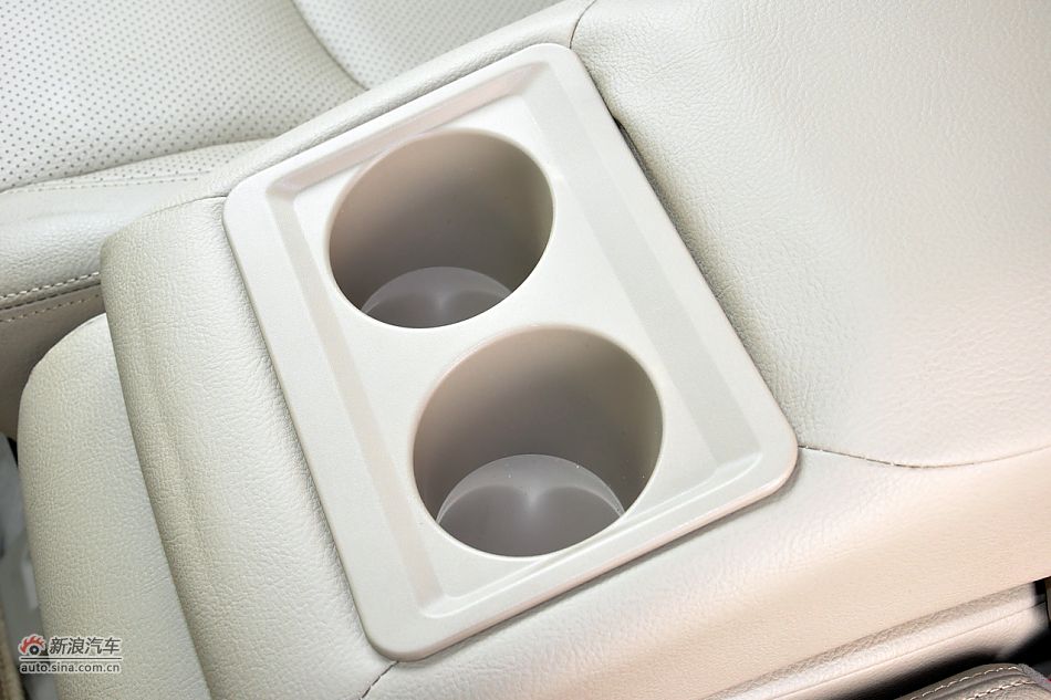 2011款比亚迪S6高清到店实拍