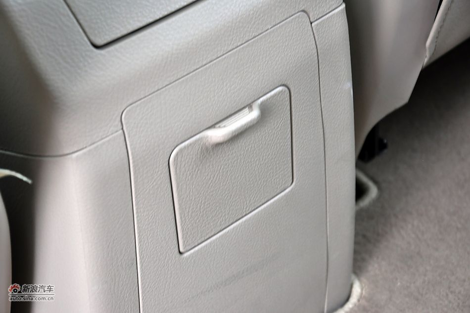 2011款比亚迪S6高清到店实拍