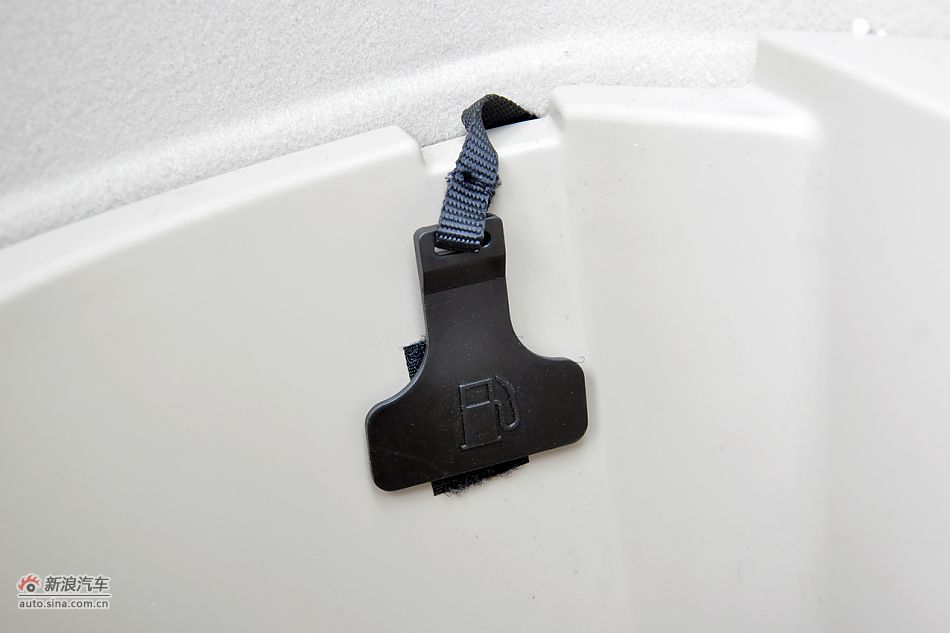 2011款比亚迪S6高清到店实拍