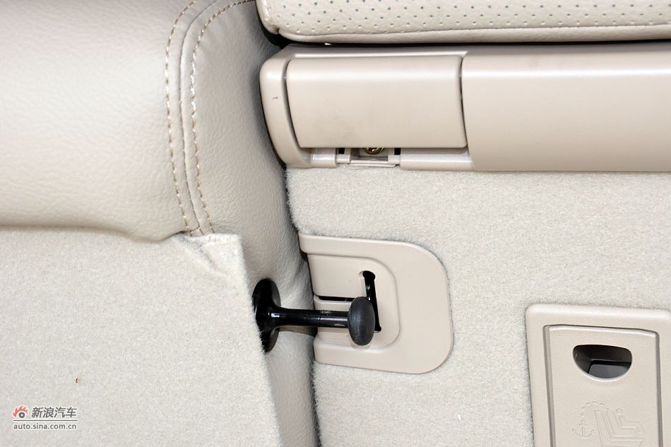 2011款比亚迪S6高清到店实拍