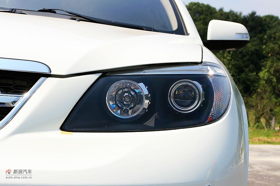 比亚迪S6外观细节