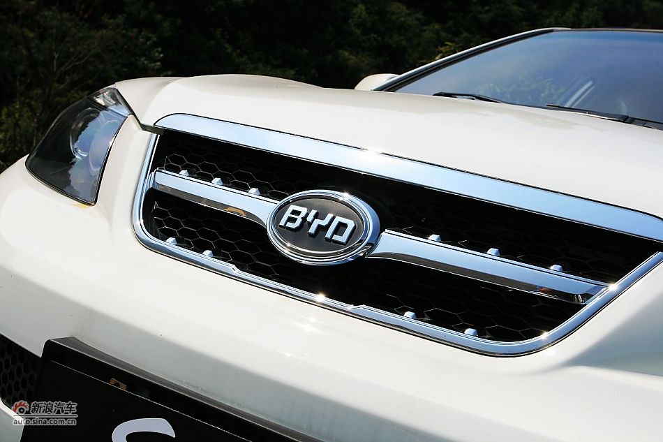 比亚迪S6外观细节