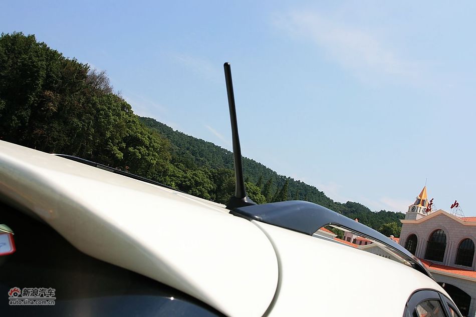 比亚迪S6外观细节