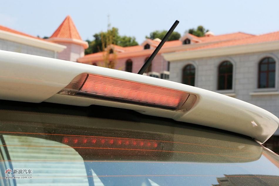 比亚迪S6外观细节