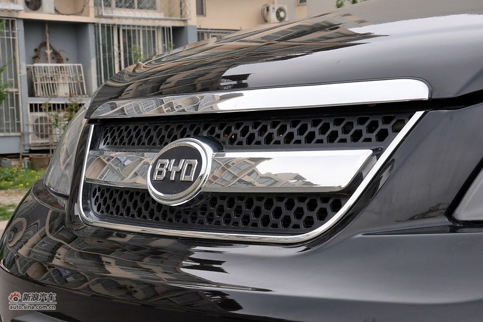 2011款比亚迪S6高清到店实拍