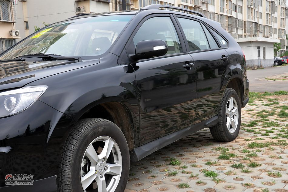 2011款比亚迪S6高清到店实拍