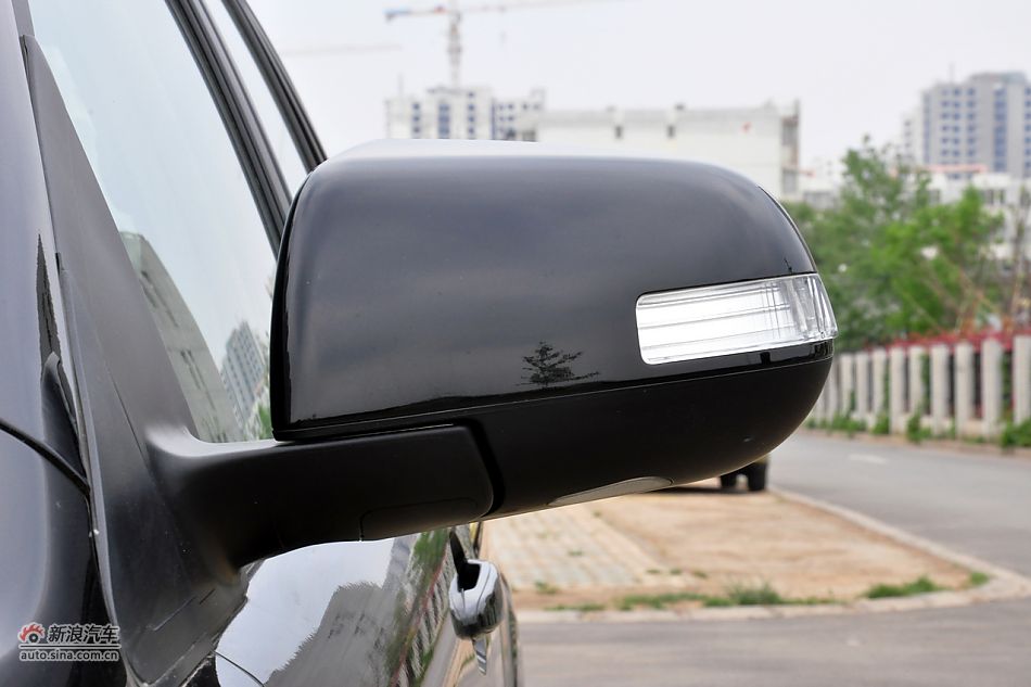 2011款比亚迪S6高清到店实拍