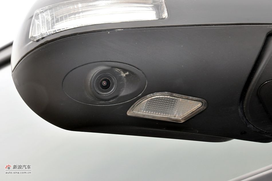 2011款比亚迪S6高清到店实拍