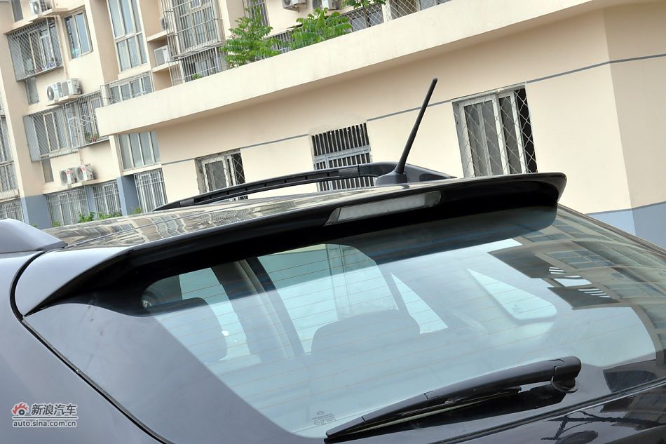 2011款比亚迪S6高清到店实拍