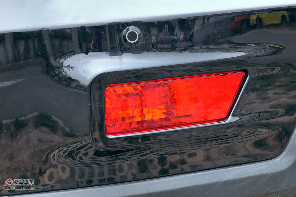 2011款比亚迪S6高清到店实拍