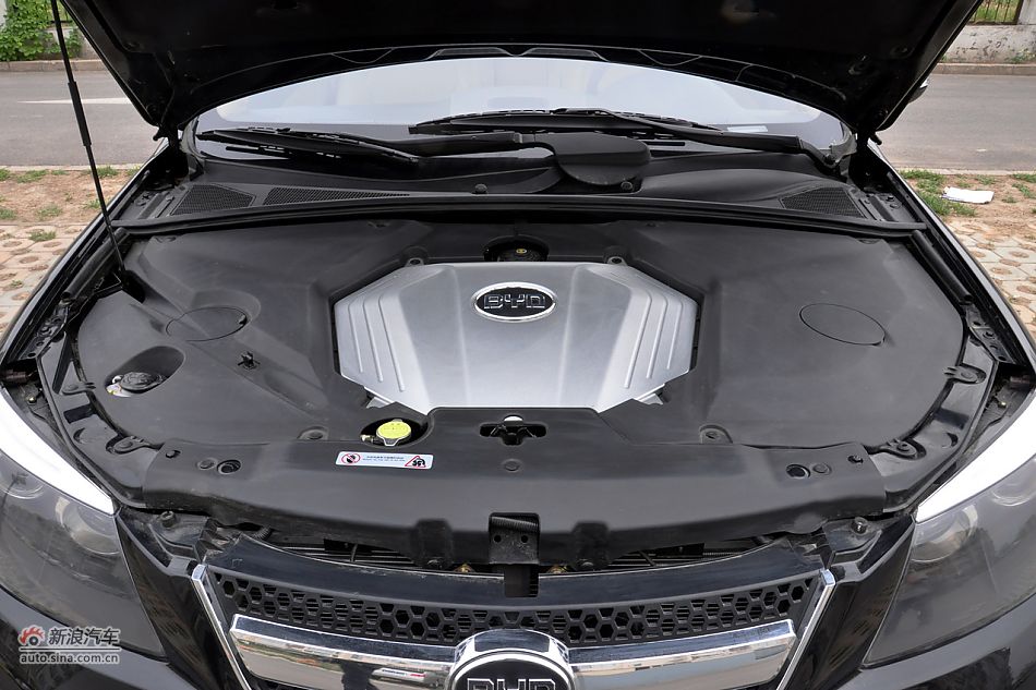 2011款比亚迪S6高清到店实拍