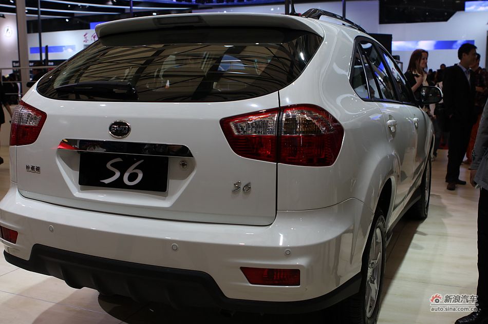 比亚迪S6