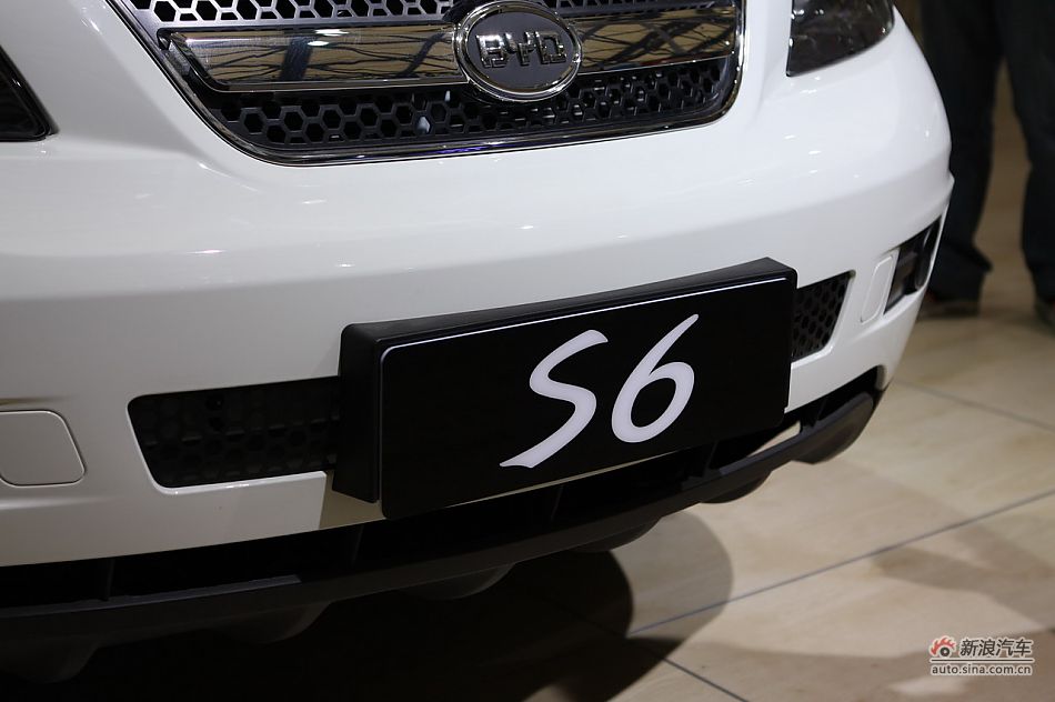 比亚迪S6