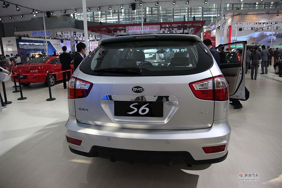 比亚迪S6