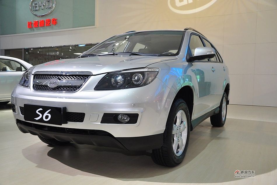 比亚迪S6