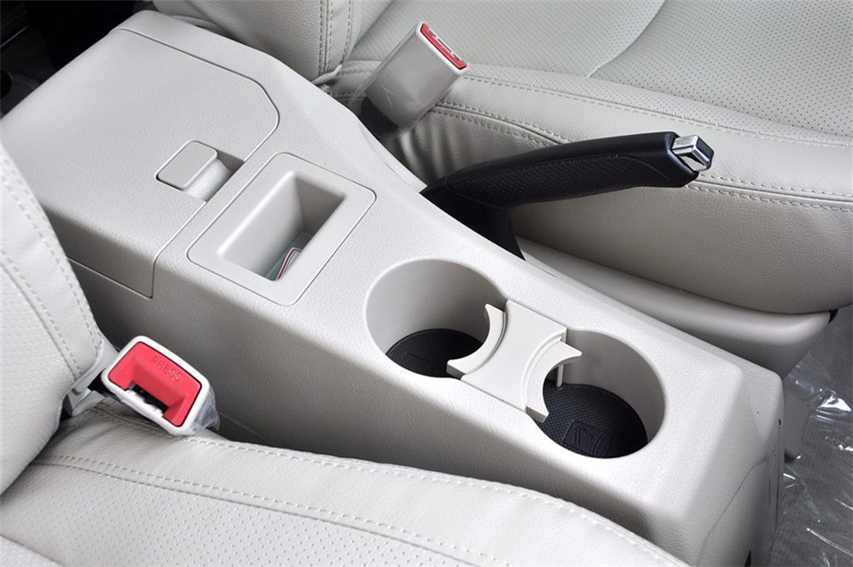 2013款 劲悦版 2.4L MT 豪华型 内饰