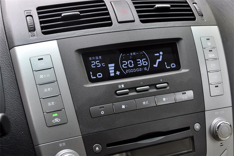 2013款 劲悦版 2.4L MT 豪华型 内饰