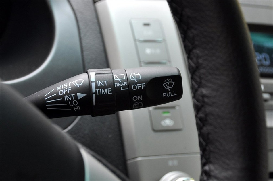 2013款 劲悦版 2.4L MT 豪华型 内饰