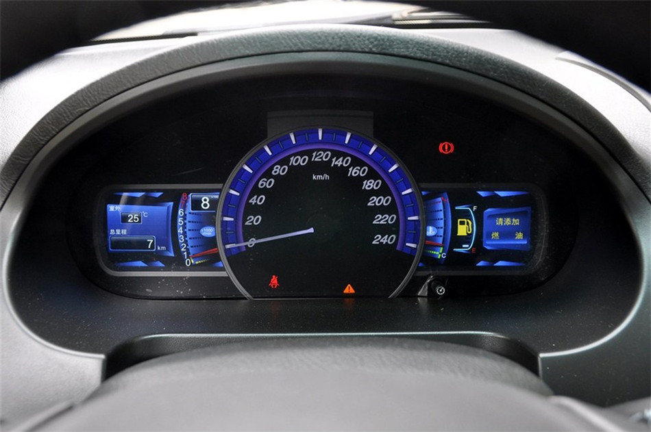 2013款 劲悦版 2.4L MT 豪华型 内饰