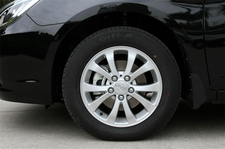 比亚迪G6 2013款 1.5T AT 尊荣型 其他