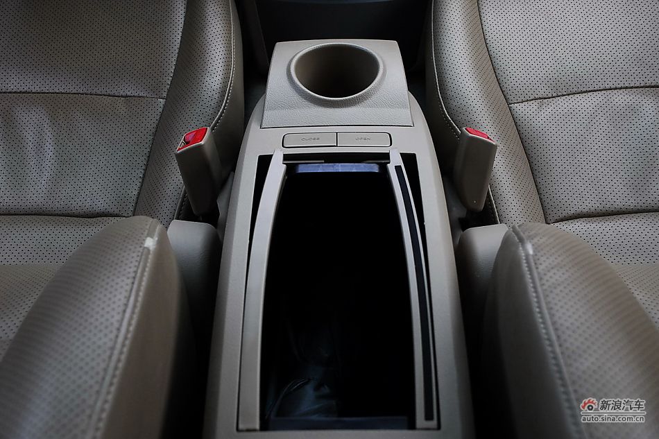 比亚迪E6纯电动车内饰实拍