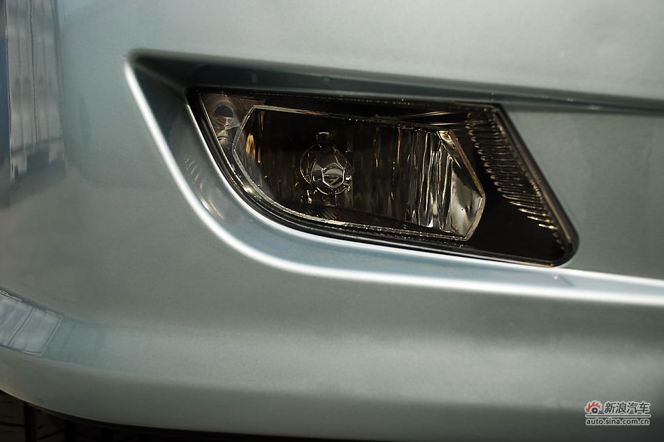 比亚迪E6纯电动车外观实拍