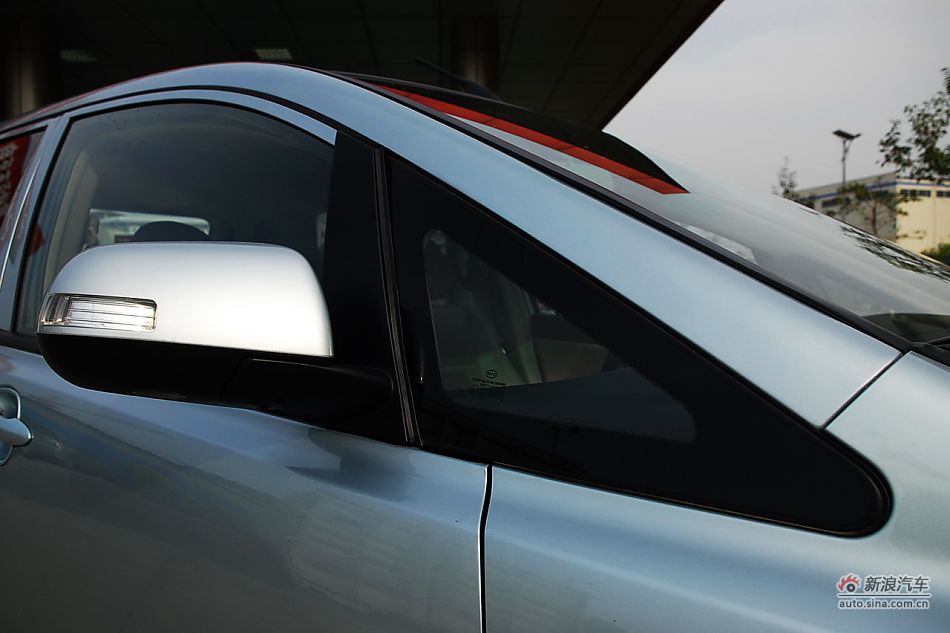 比亚迪E6纯电动车外观实拍