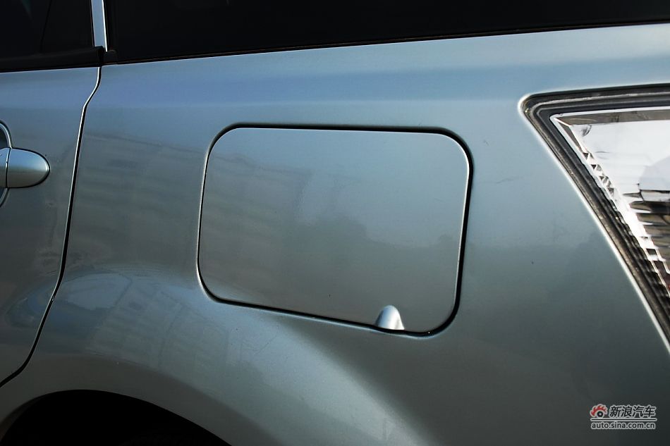 比亚迪E6纯电动车外观实拍