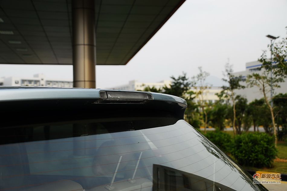 比亚迪E6纯电动车外观实拍