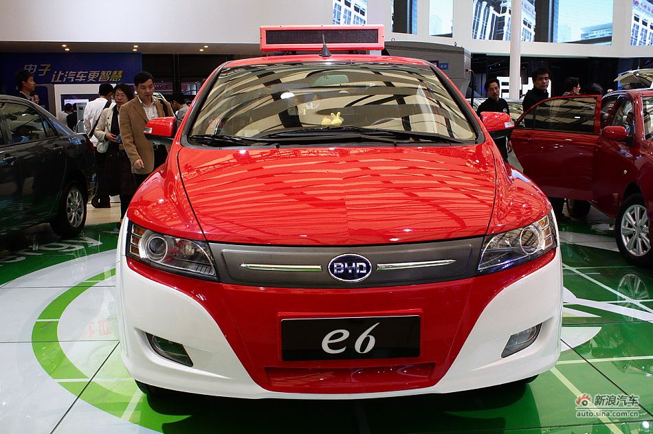 比亚迪E6