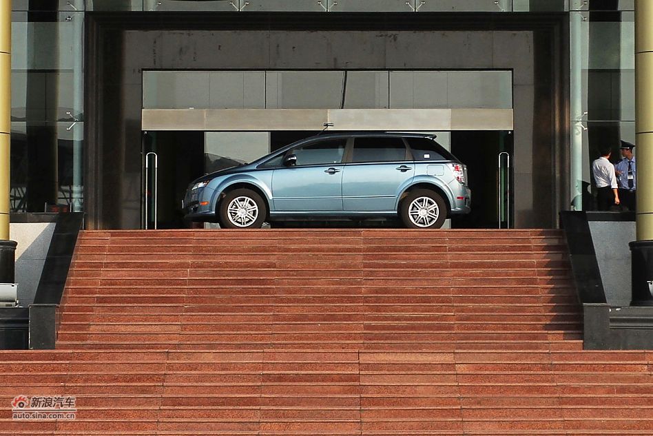 比亚迪e6 CVT纯电动车