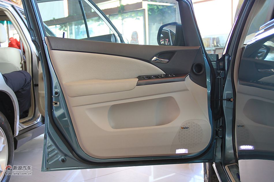 2011款比亚迪e6到店实拍