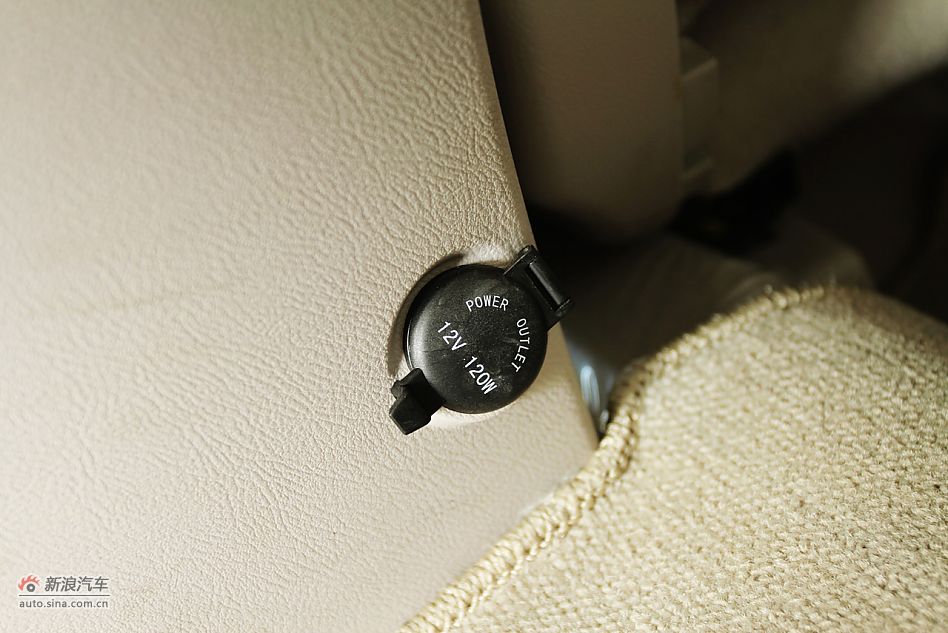 比亚迪e6 CVT纯电动车