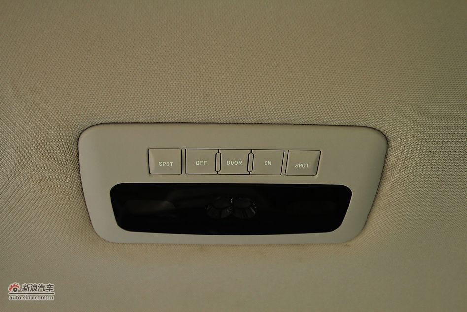 比亚迪e6 CVT纯电动车