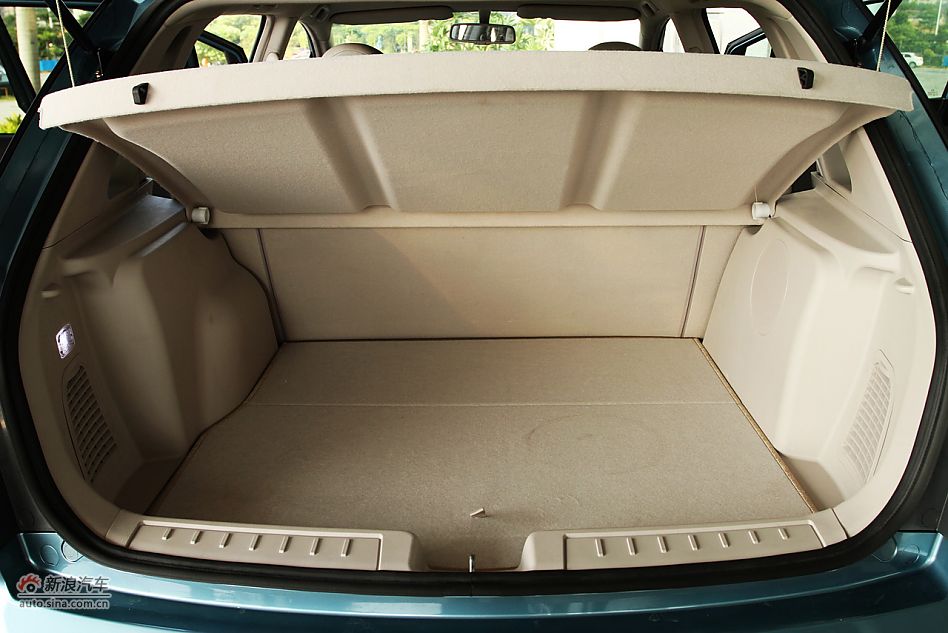 比亚迪e6 CVT纯电动车