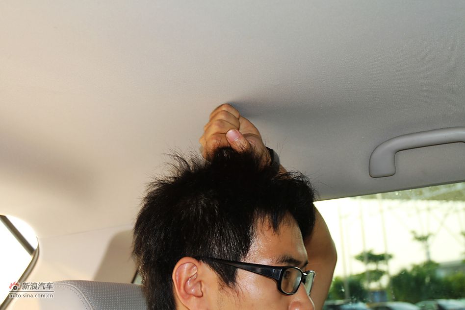 比亚迪e6 CVT纯电动车