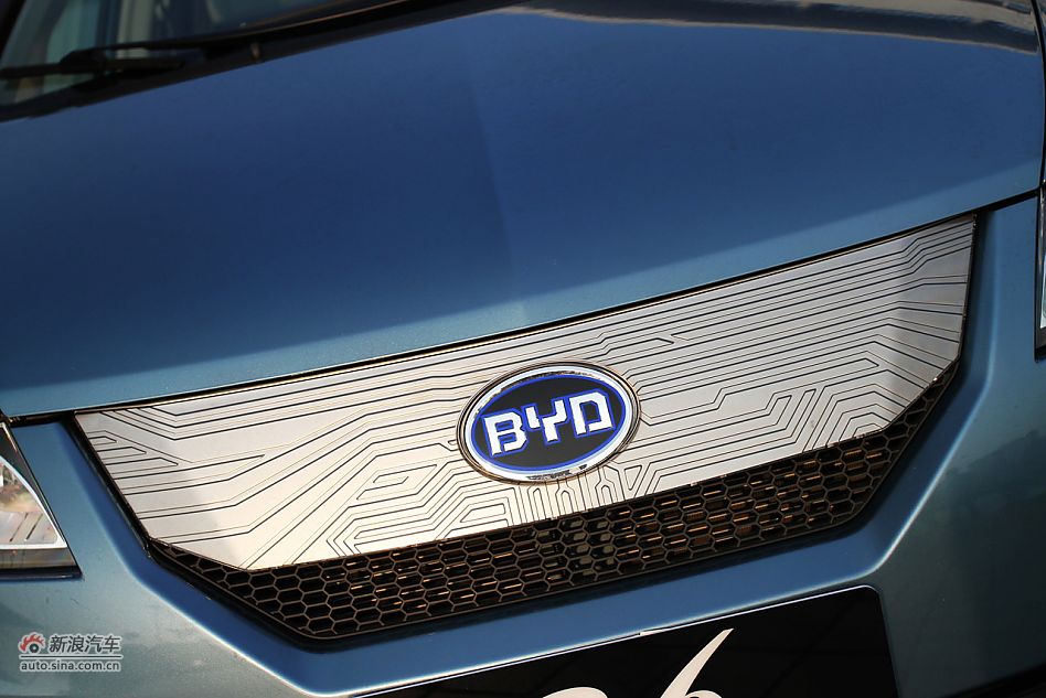 比亚迪e6 CVT纯电动车