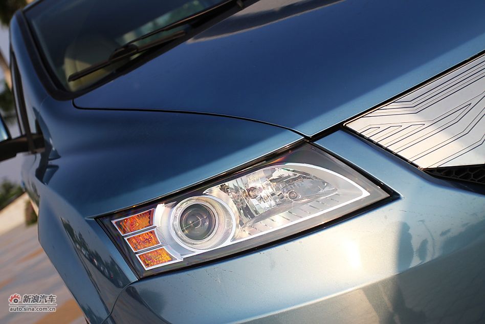 比亚迪e6 CVT纯电动车