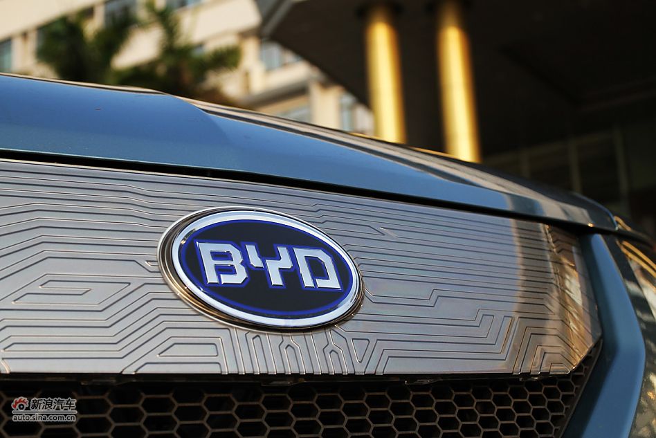 比亚迪e6 CVT纯电动车