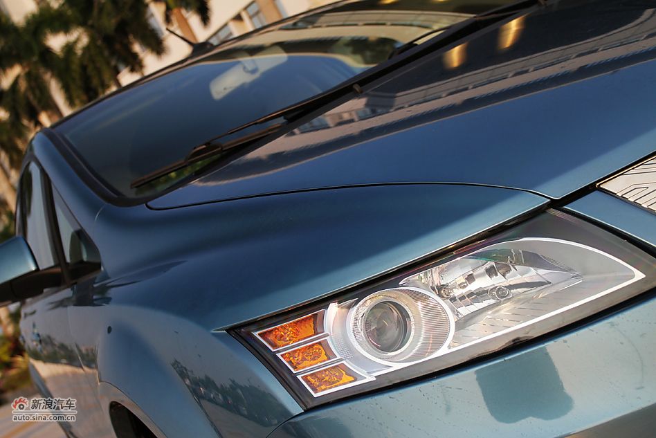 比亚迪e6 CVT纯电动车