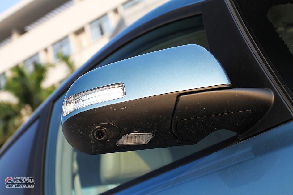 比亚迪e6 CVT纯电动车