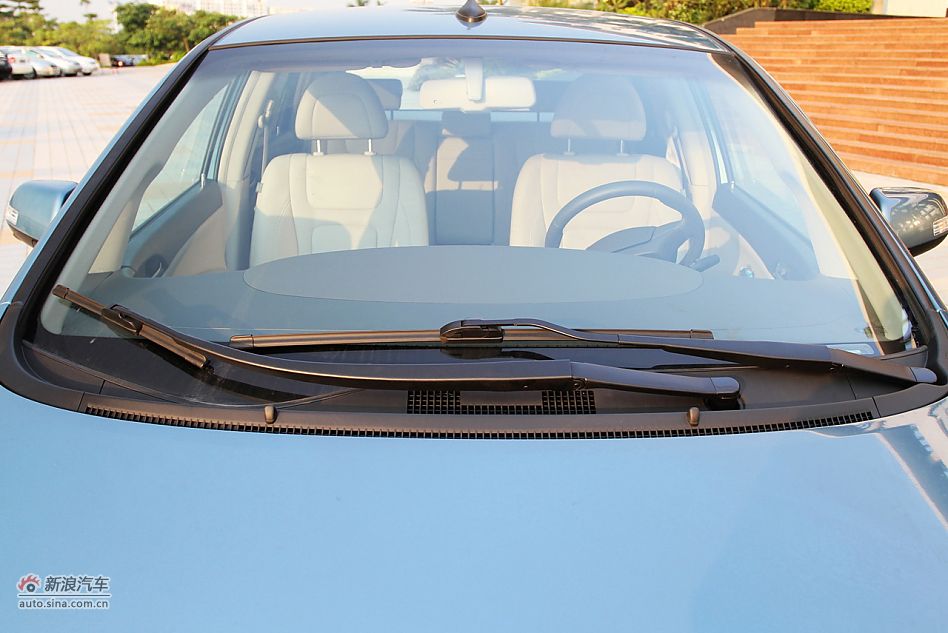 比亚迪e6 CVT纯电动车