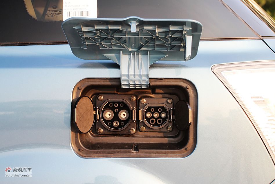 比亚迪e6 CVT纯电动车