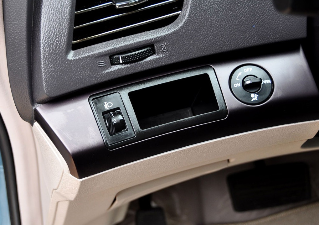 比亚迪e6先行者 2012款 内饰