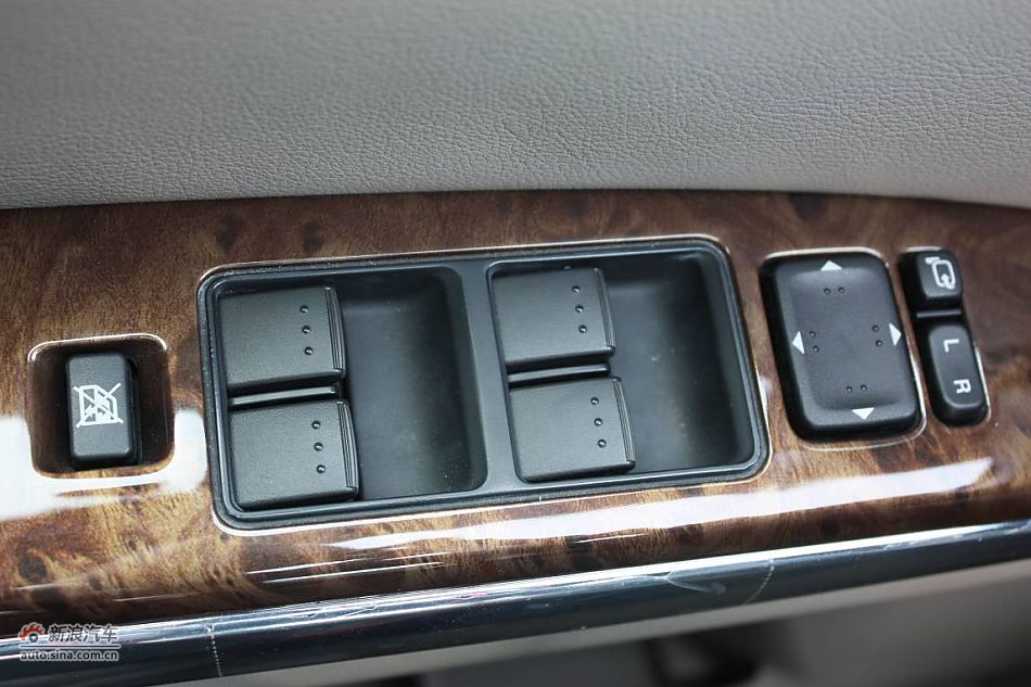 马自达8内饰及细节