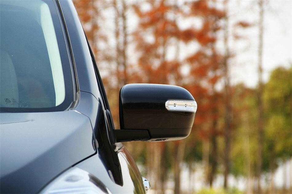 马自达8 2013款 2.5L AT 至尊版 细节