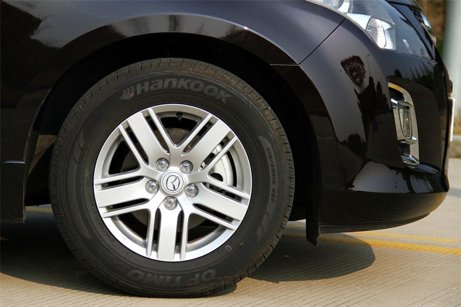 马自达8 2013款 2.5L AT 至尊版 细节