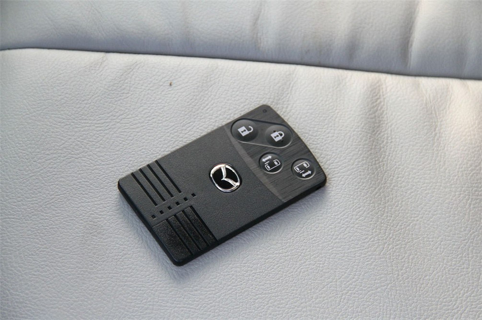 马自达8 2013款 2.5L AT 至尊版 细节